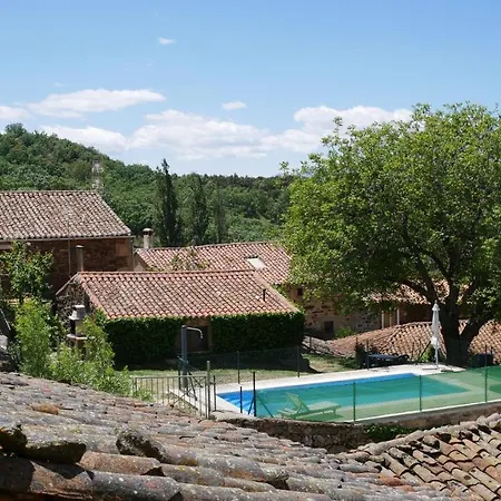 Gredos La Higuera Y El Nogal Hotel