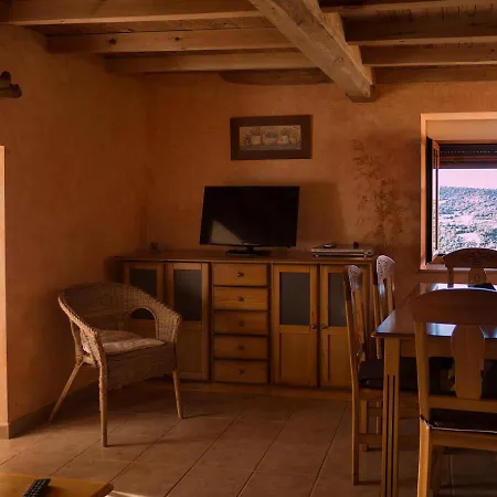 Hotel Gredos La Higuera Y El Nogal 4*