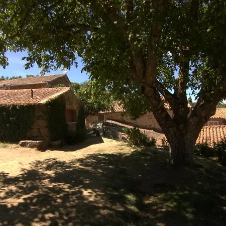 Gredos La Higuera Y El Nogal Hotel